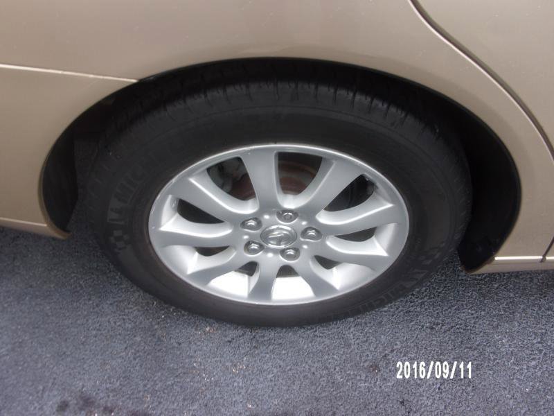 Used 2002 Lexus ES 330 FWD image 12
