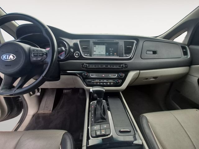 Used 2017 Kia Sedona SX FWD image 10