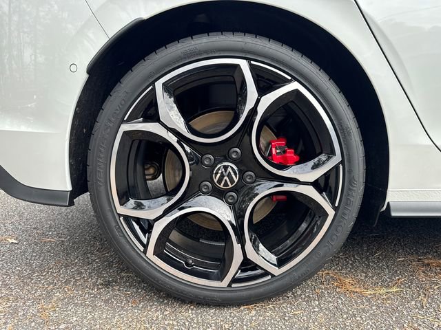 New 2026 Volkswagen GTI Autobahn image 17