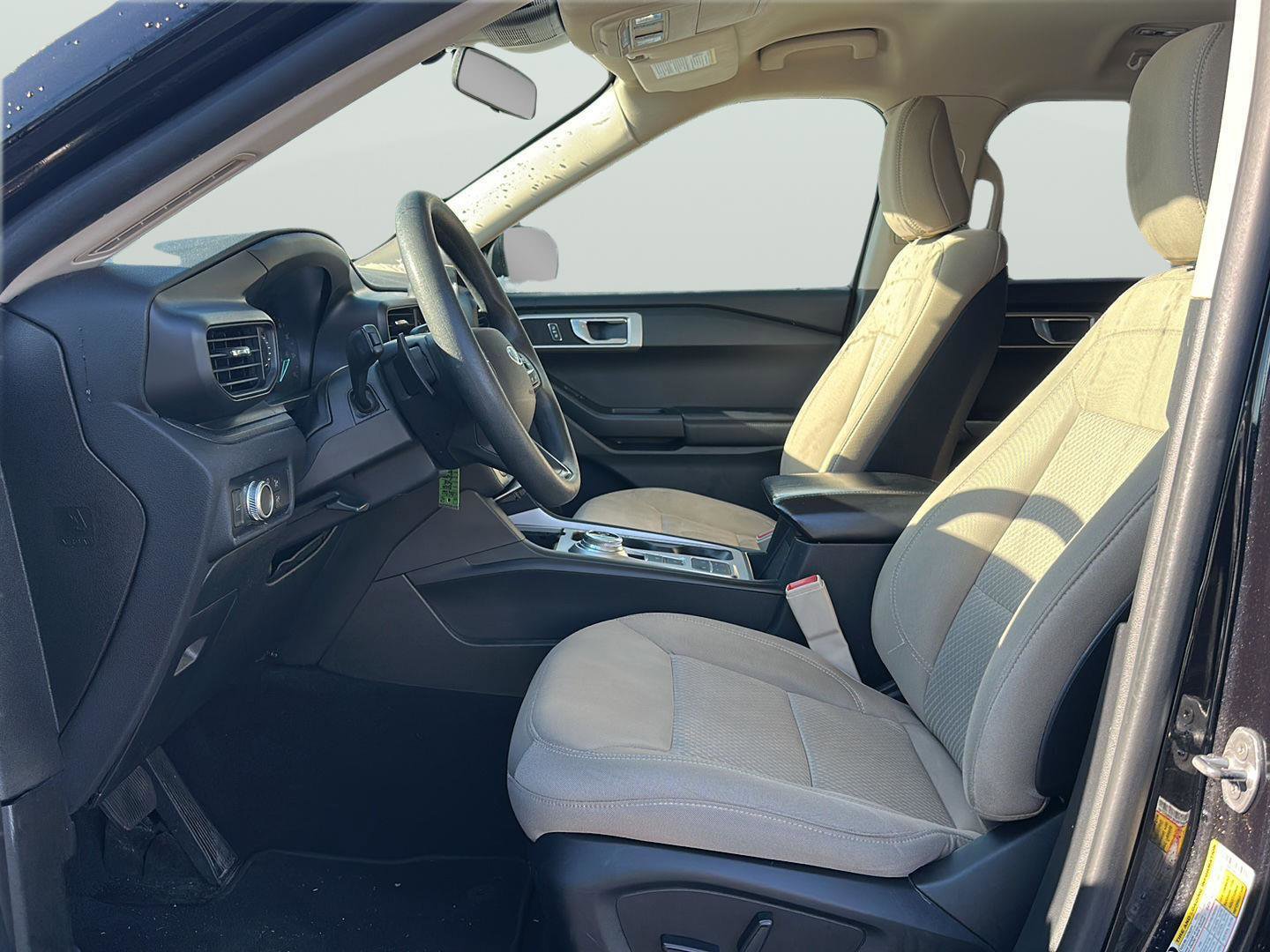 Used 2020 Ford Explorer 2WD image 11