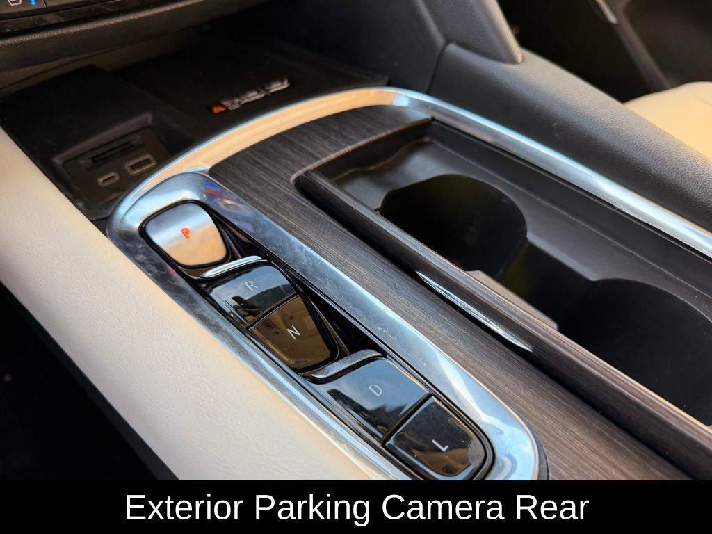 Used 2023 Buick Enclave Avenir FWD image 22