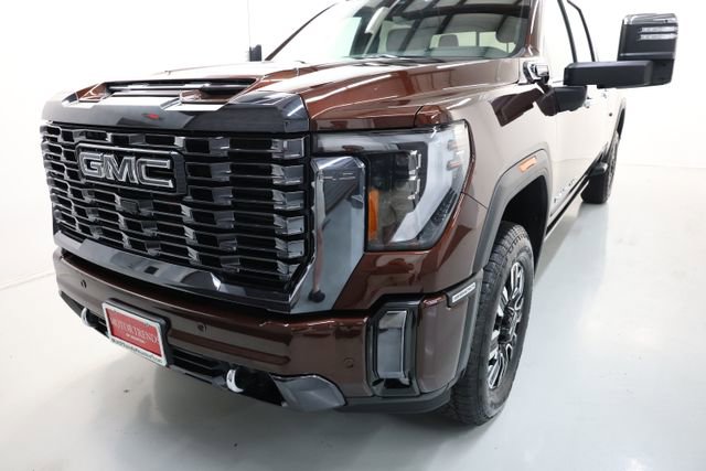 Used 2024 GMC Sierra 3500 Denali Ultimate AWD/4WD image 64
