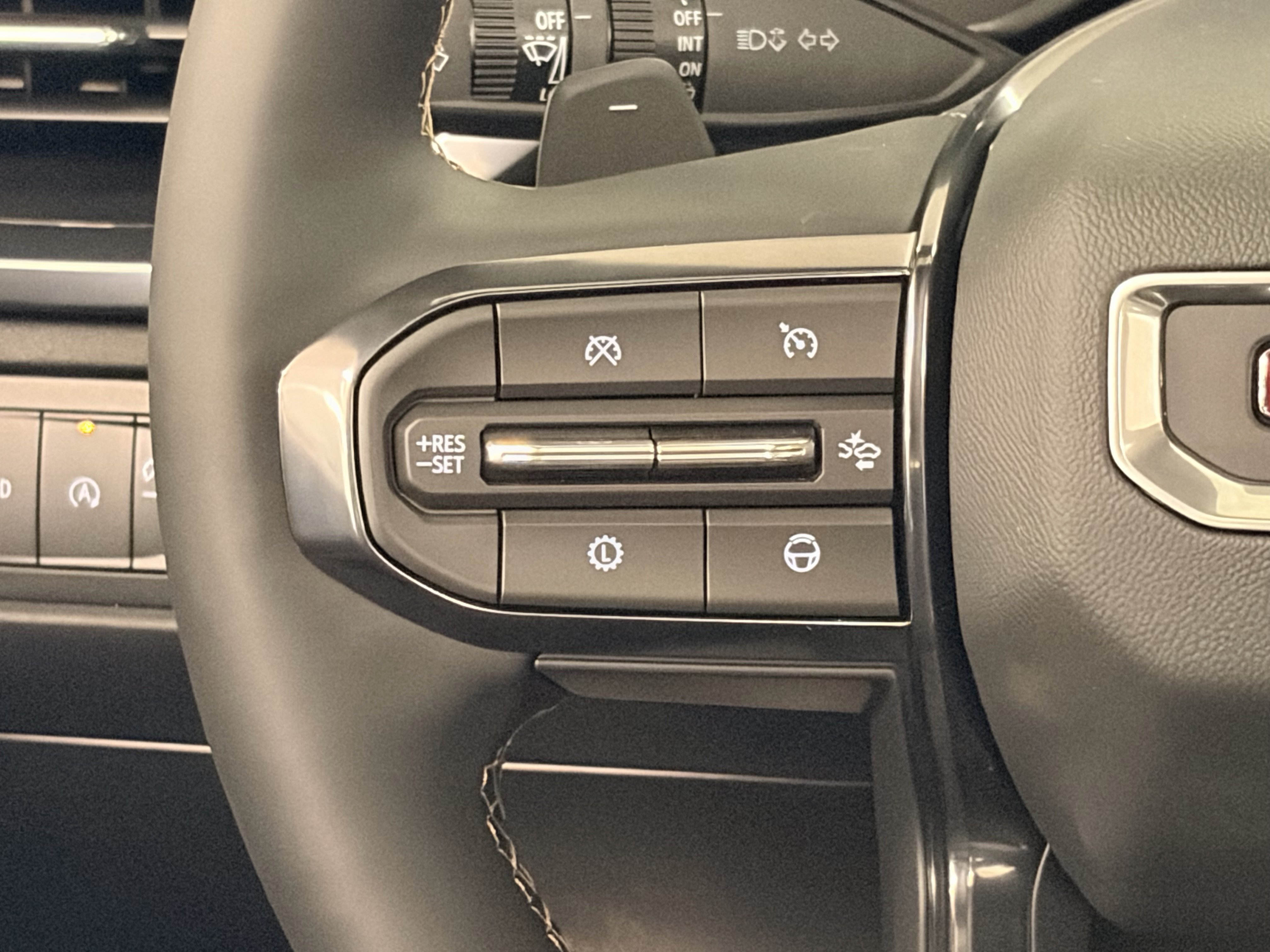 New 2027 GMC Acadia AT4 w/ Super Cruise Package AWD/4WD image 23