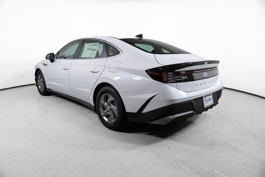 New 2026 Hyundai Sonata SE FWD image 10