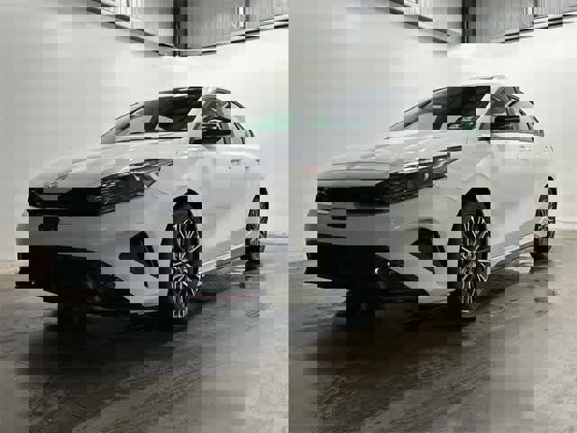 Used 2023 Kia Forte GT-Line image 29