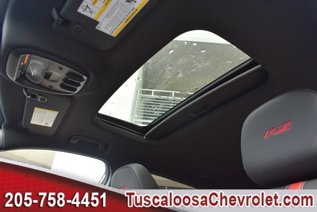 New 2026 Chevrolet Trax RS w/ Sunroof Package FWD image 17