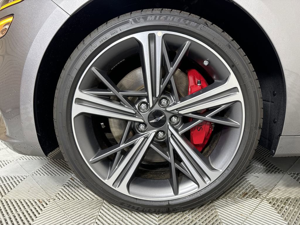 New 2025 Genesis G70 2.5T w/ Sport Prestige Package image 12