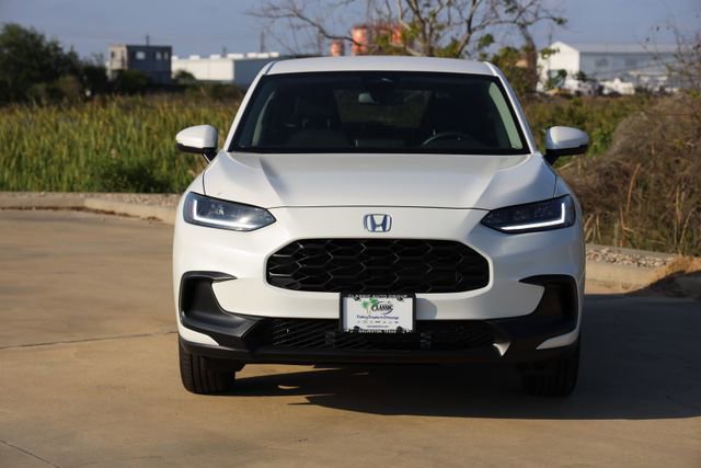 New 2026 Honda HR-V LX image 2