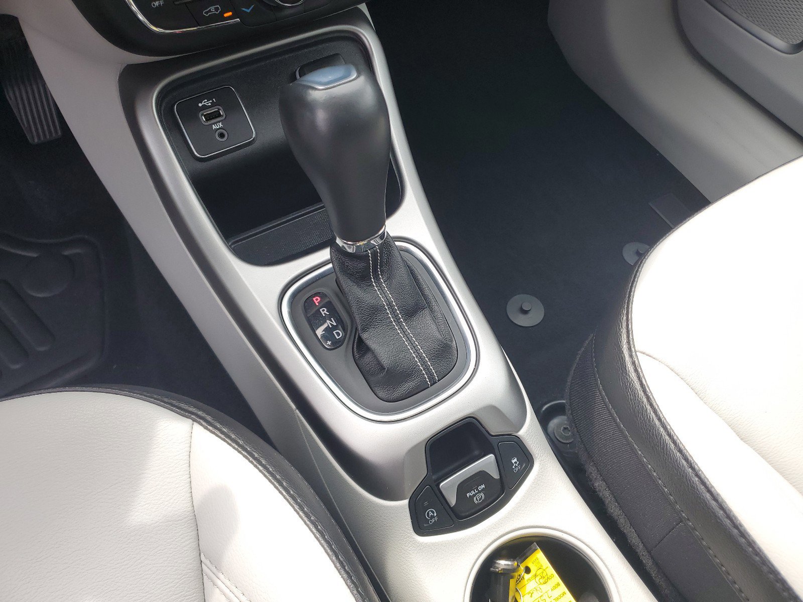 Certified 2021 Jeep Compass Latitude w/ Sun and Sound Group FWD image 22
