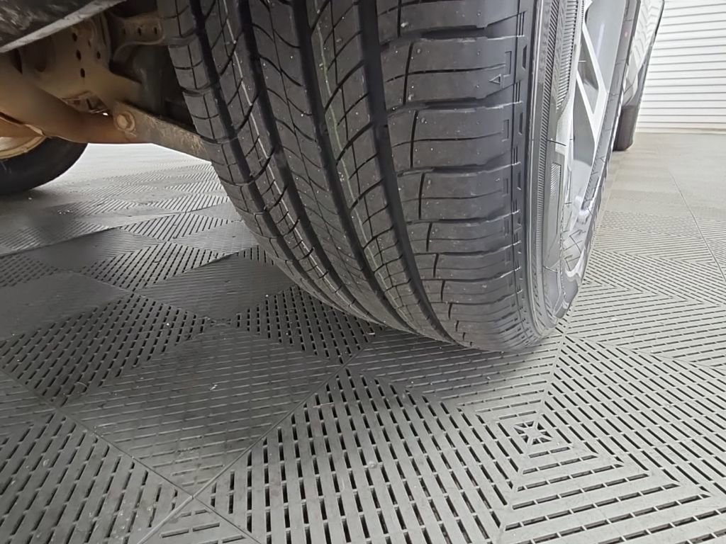 Used 2023 Honda Pilot EX-L image 51