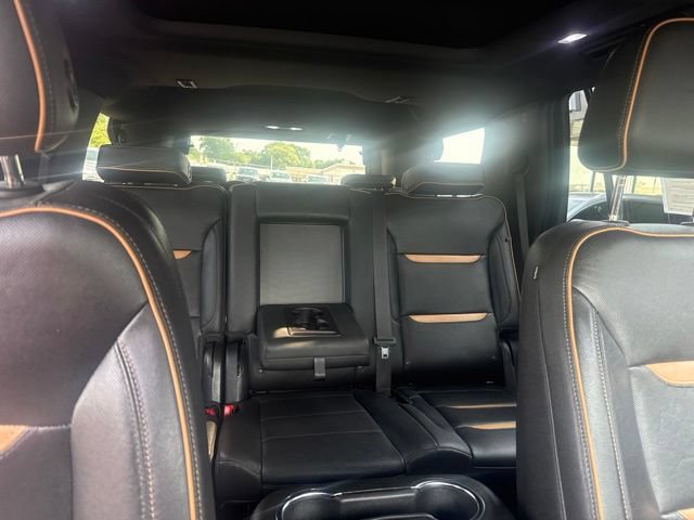 Used 2022 GMC Yukon AT4 AWD/4WD image 30