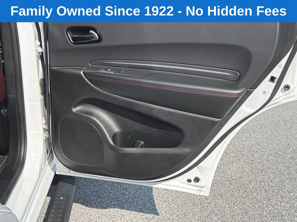 Used 2025 Dodge Durango GT AWD/4WD image 16