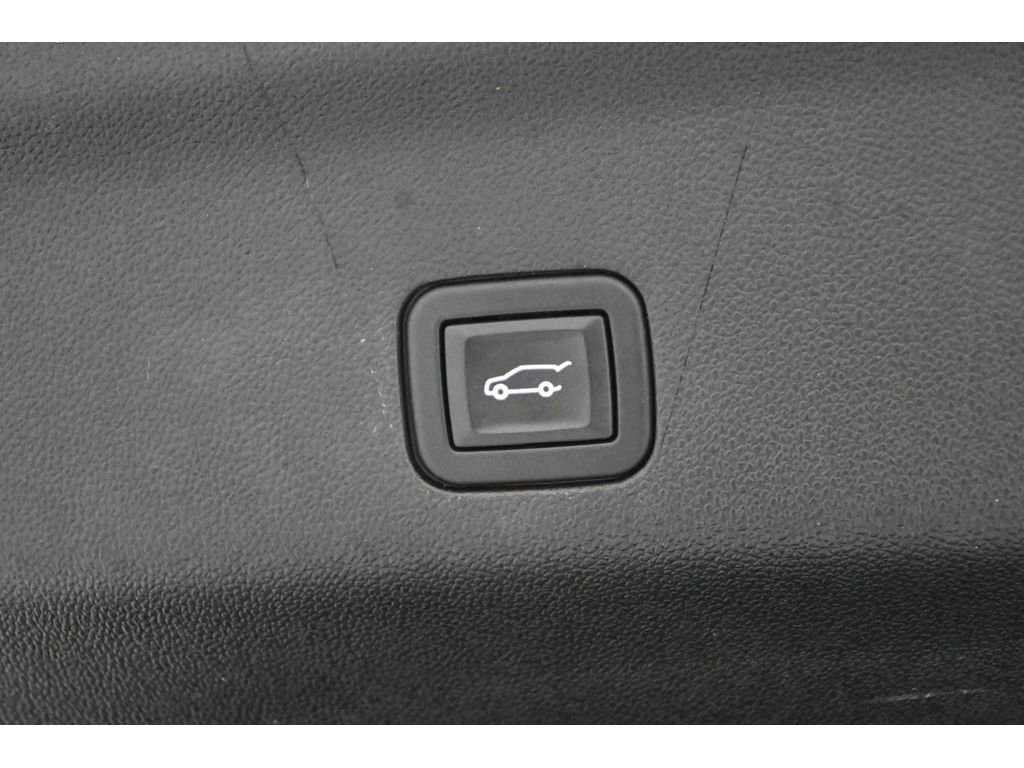 Used 2021 Cadillac Escalade Premium Luxury AWD/4WD image 67