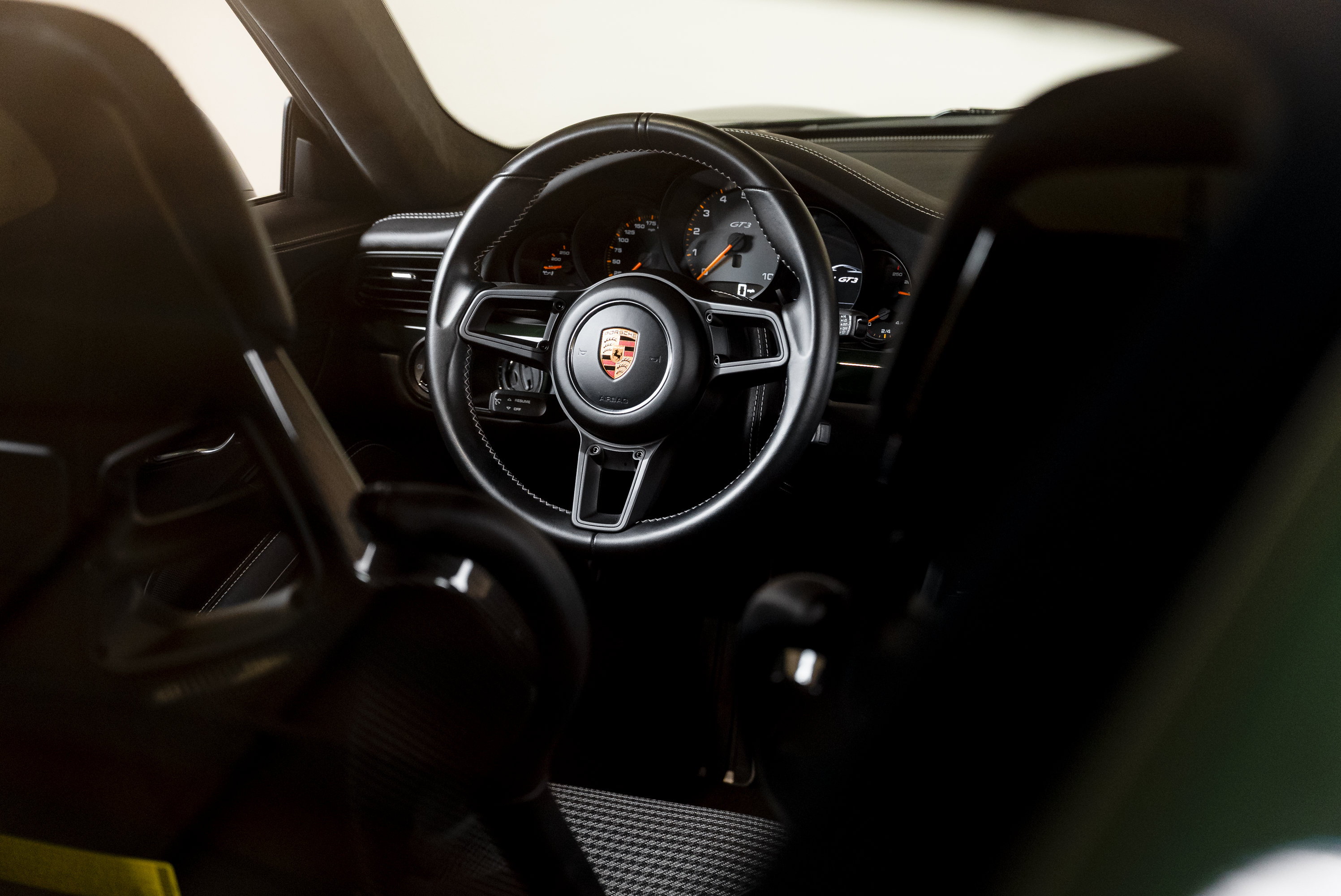 Used 2018 Porsche 911 GT3 RWD image 52