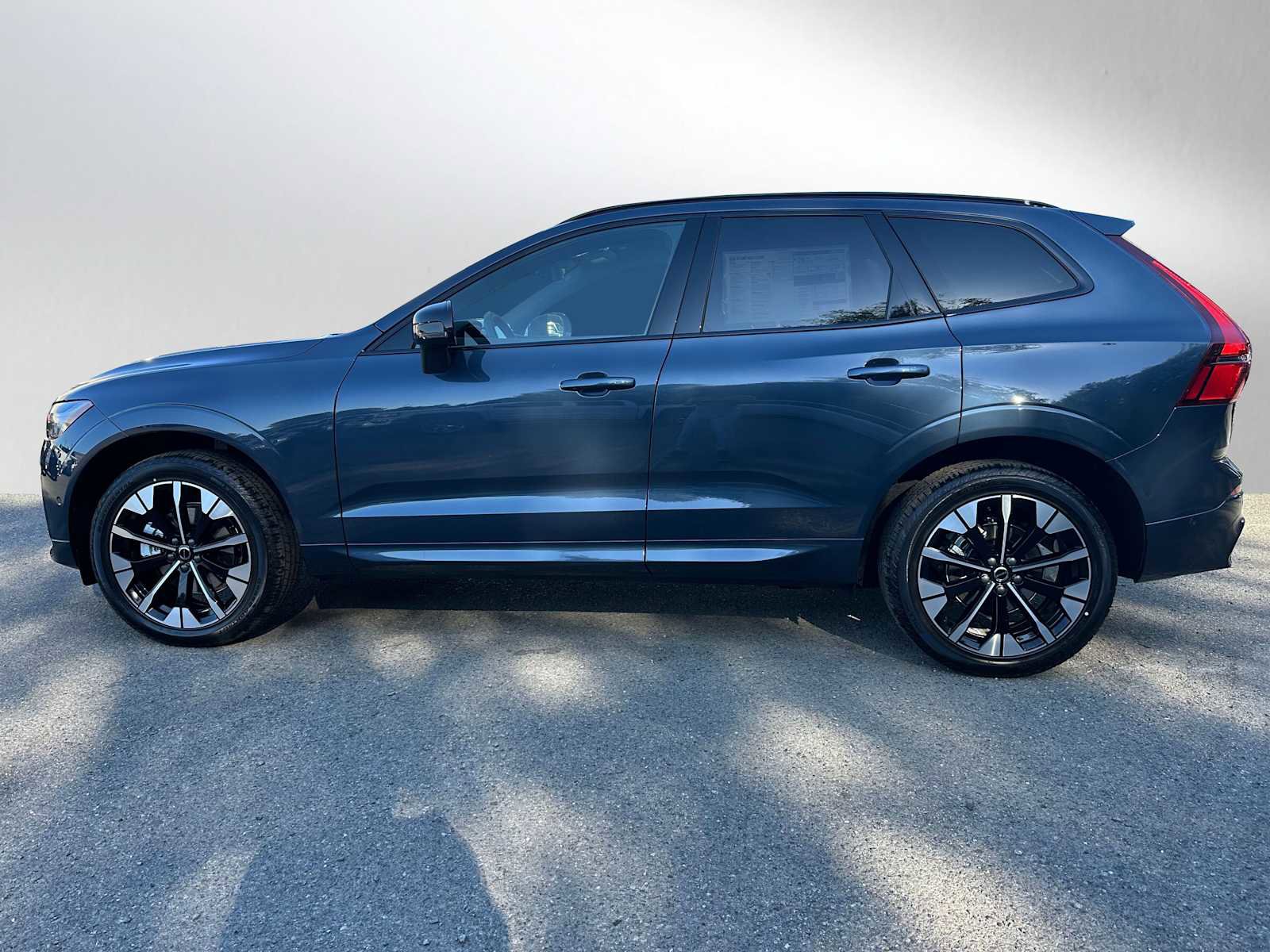 New 2026 Volvo XC60 B5 Plus w/ Protection Package Premier image 6