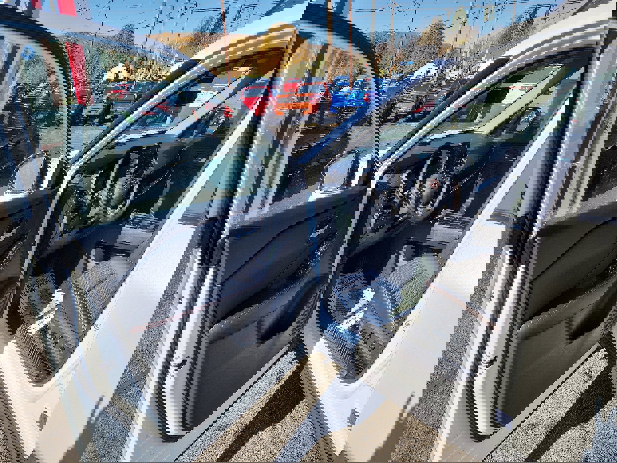 New 2026 Nissan Rogue SV image 10