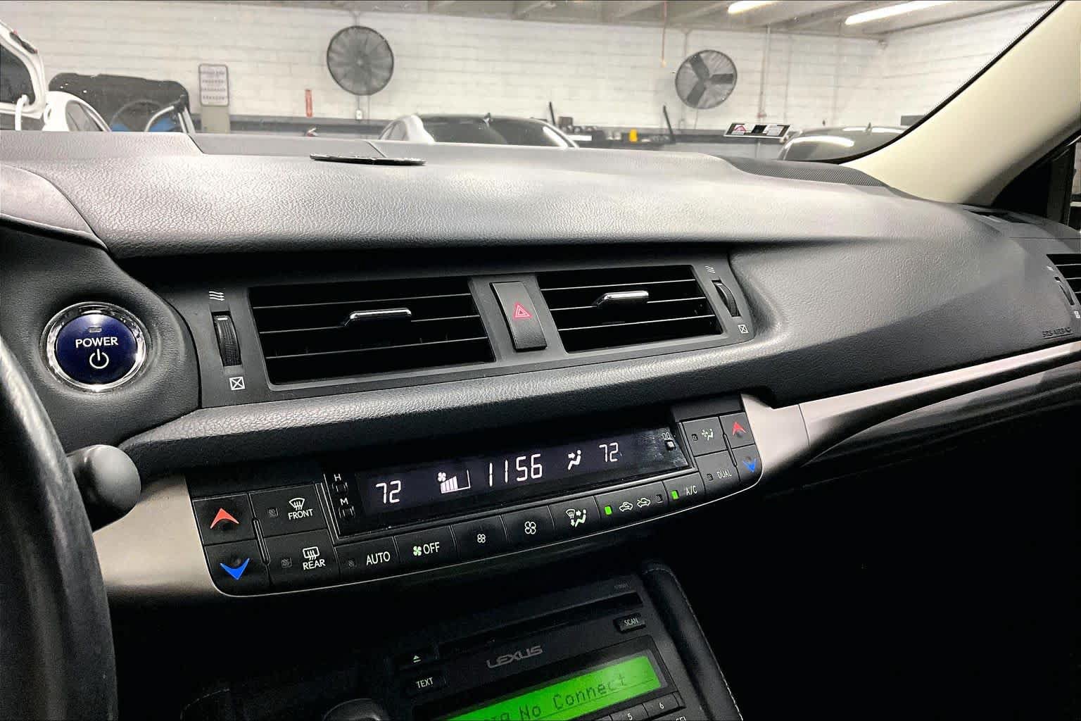 Used 2017 Lexus CT 200h w/ Seat Comfort Package FWD image 35
