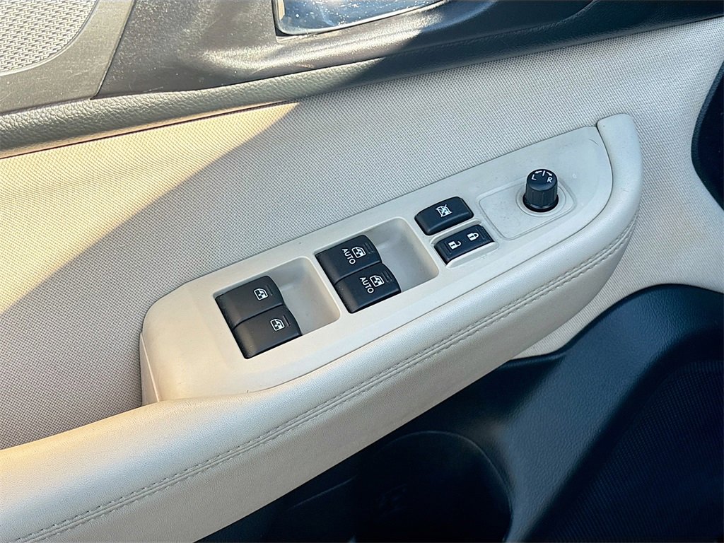 Used 2018 Subaru Outback 2.5i Premium image 17