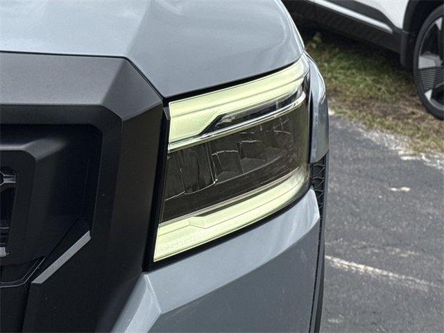 Certified 2023 Nissan Frontier PRO-4X w/ Pro Convenience Package image 13