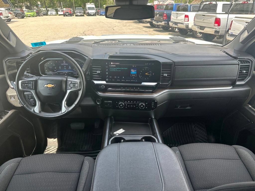 Used 2024 Chevrolet Silverado 2500 LT w/ Convenience Package AWD/4WD image 17