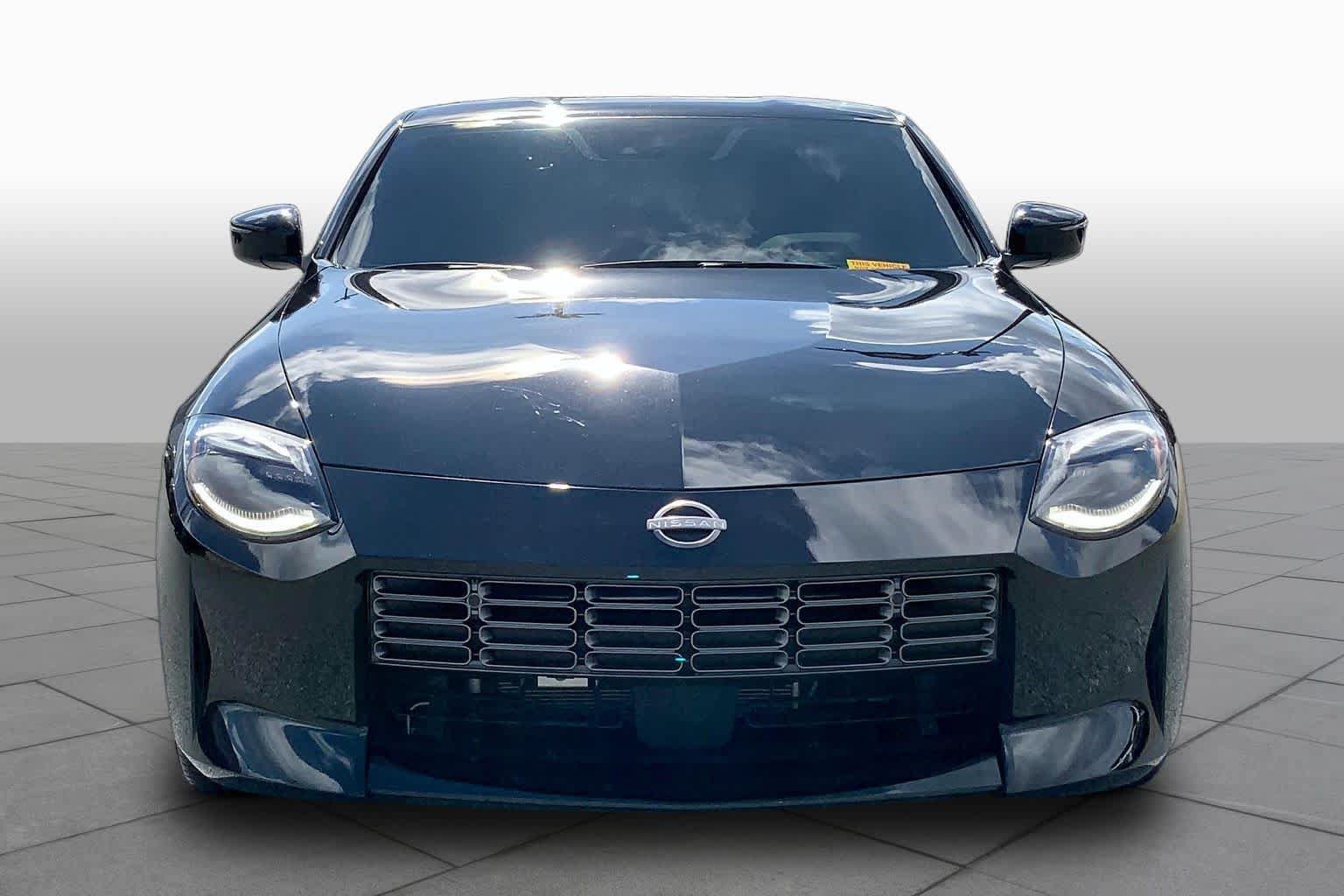 Used 2025 Nissan Z Performance w/ Floor Mat Package RWD image 4