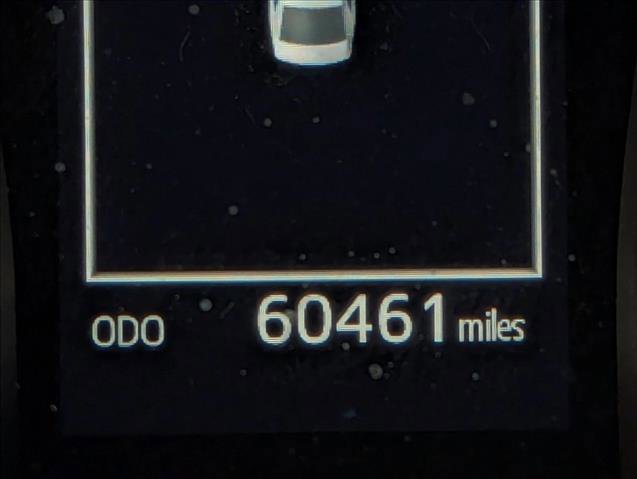 Used 2019 Toyota Camry SE FWD image 13