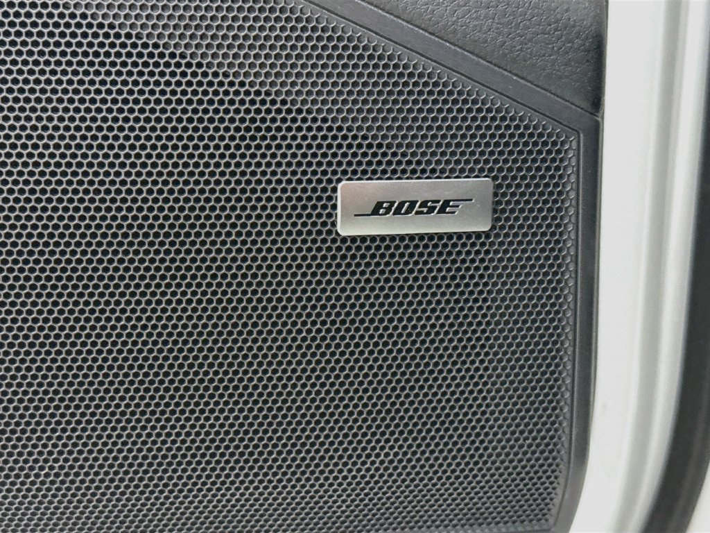 Certified 2025 Porsche Cayenne AWD/4WD image 20