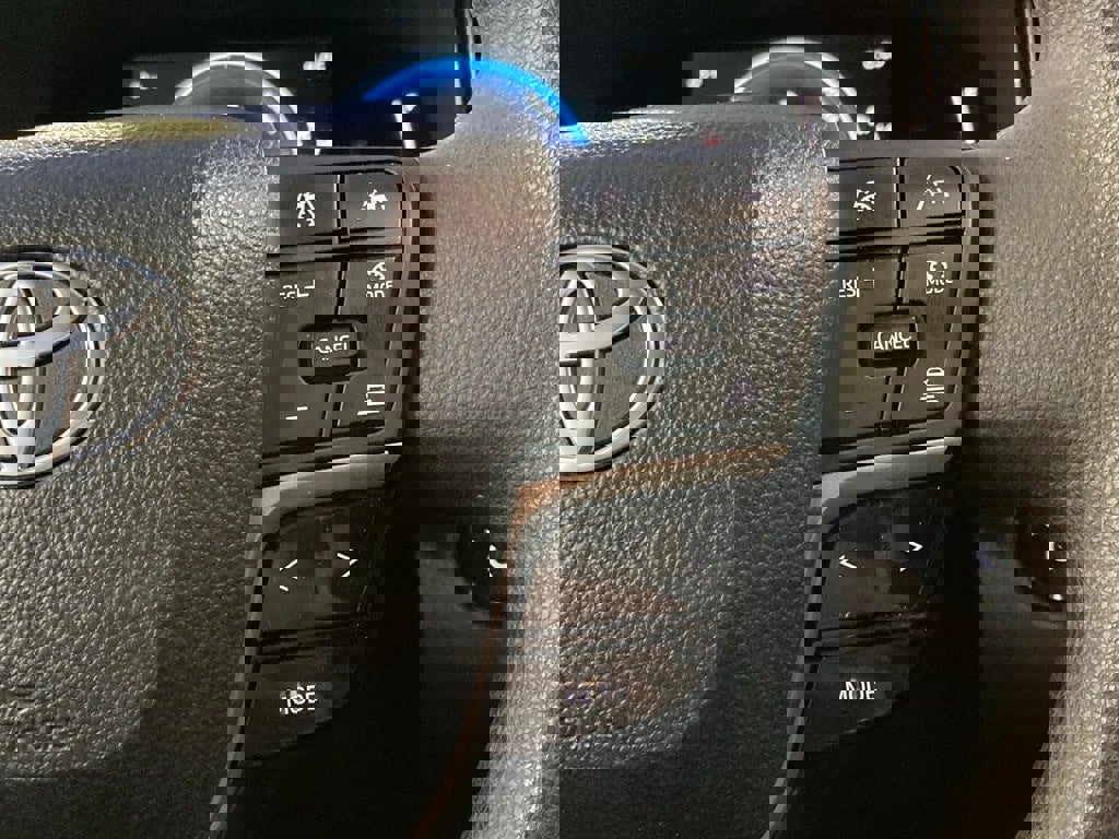 Certified 2025 Toyota Camry LE image 16