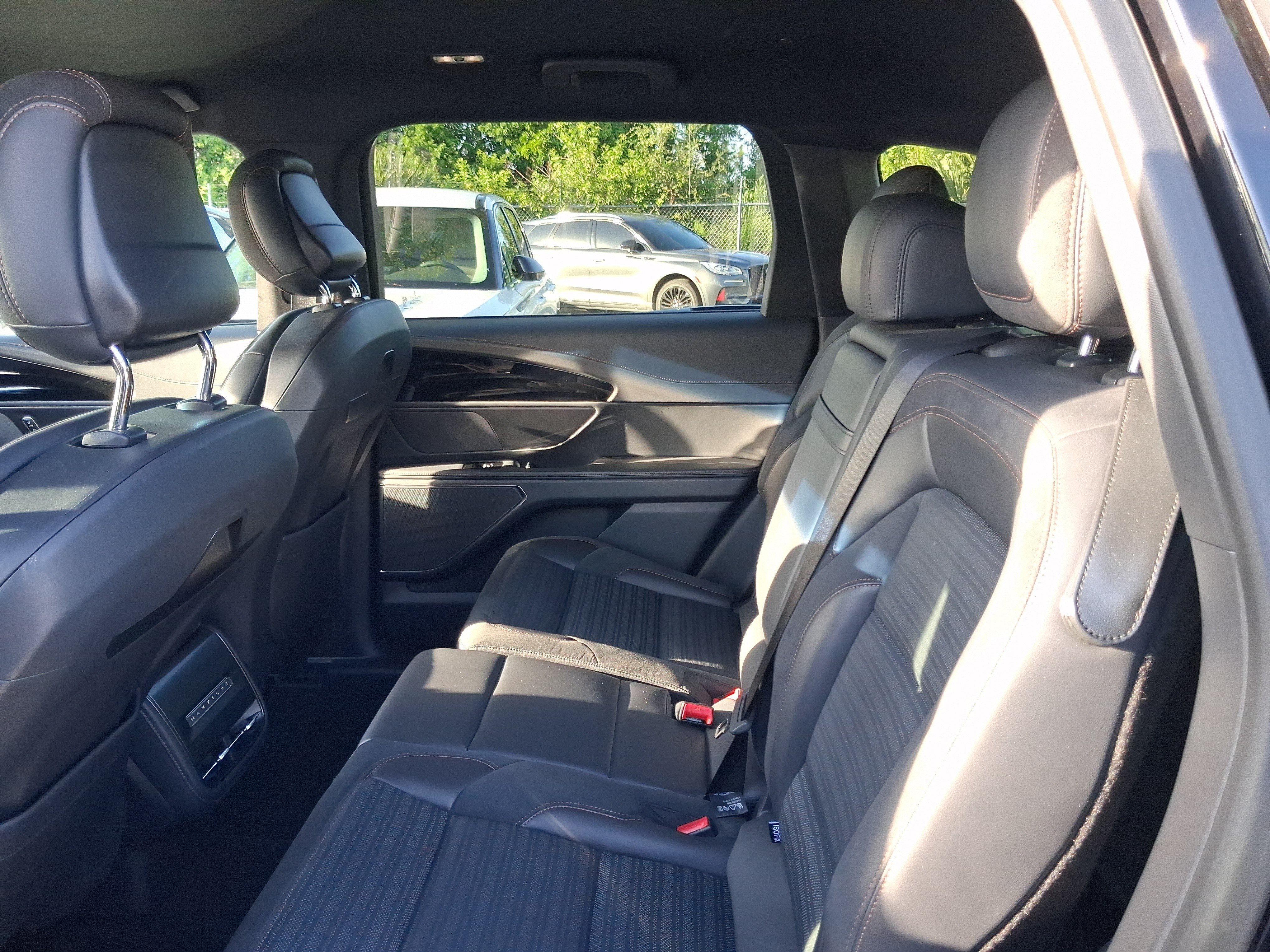 Certified 2024 Lincoln Nautilus Reserve w/ Jet Appearance Package (87T) AWD/4WD image 6