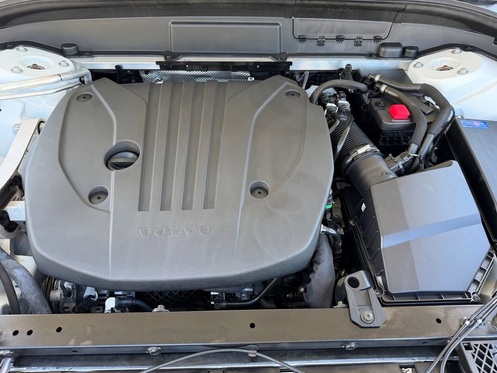 Used 2024 Volvo XC60 B5 Plus w/ Climate Package AWD/4WD image 40