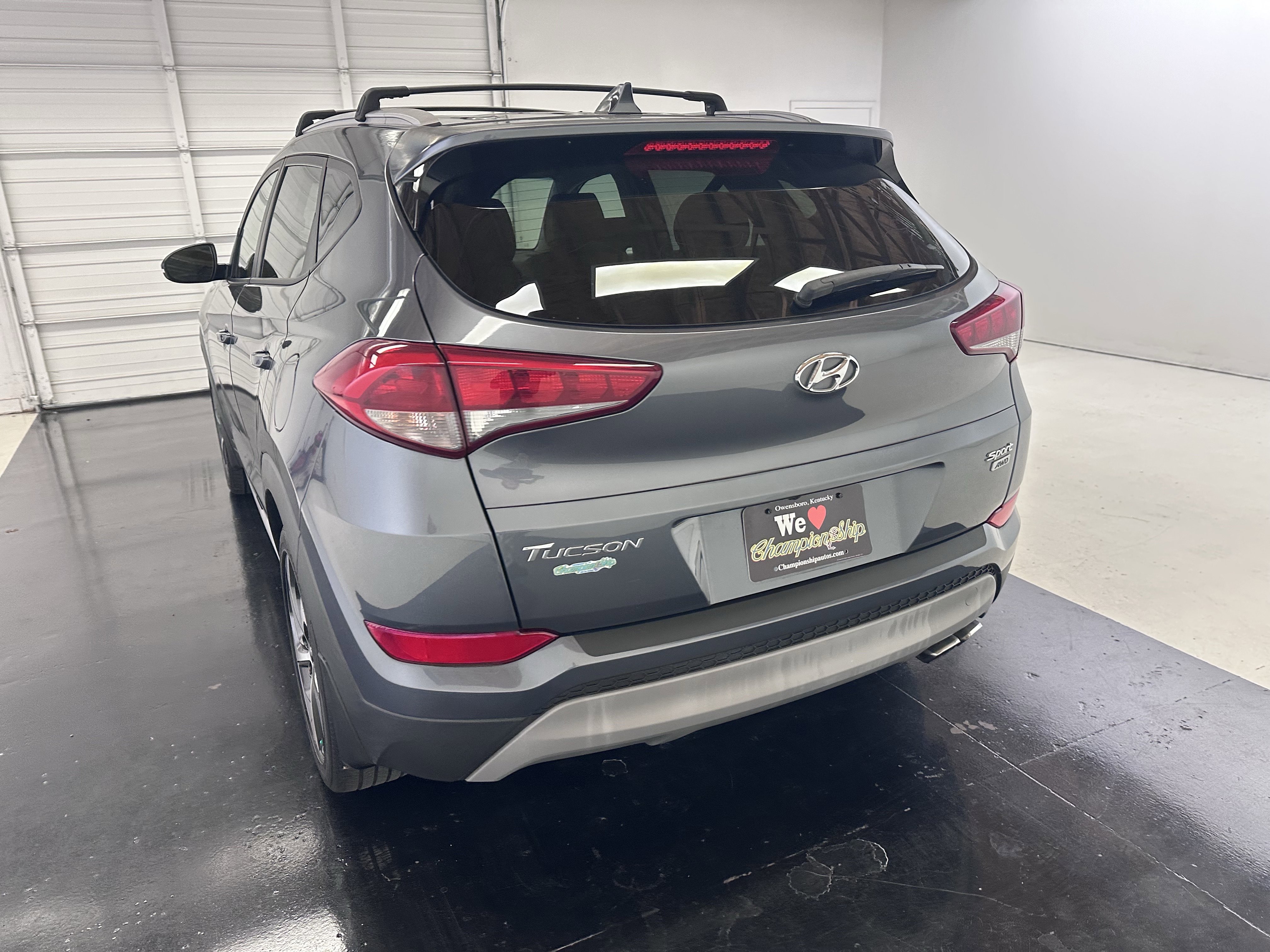 Used 2018 Hyundai Tucson Sport w/ Cargo Package image 15