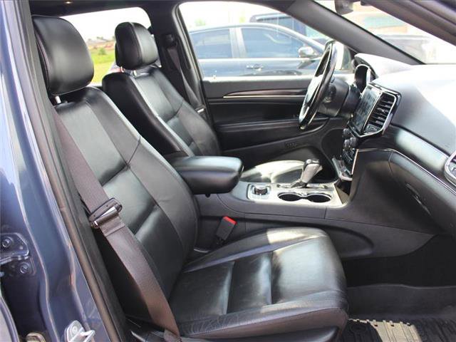 Used 2020 Jeep Grand Cherokee Limited w/ Trailer Tow Group IV image 24