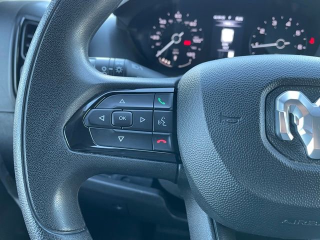 Used 2024 RAM ProMaster 2500 w/ Convenience Group image 14