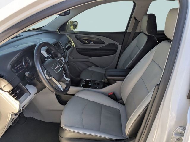 Used 2022 GMC Terrain SLT image 2