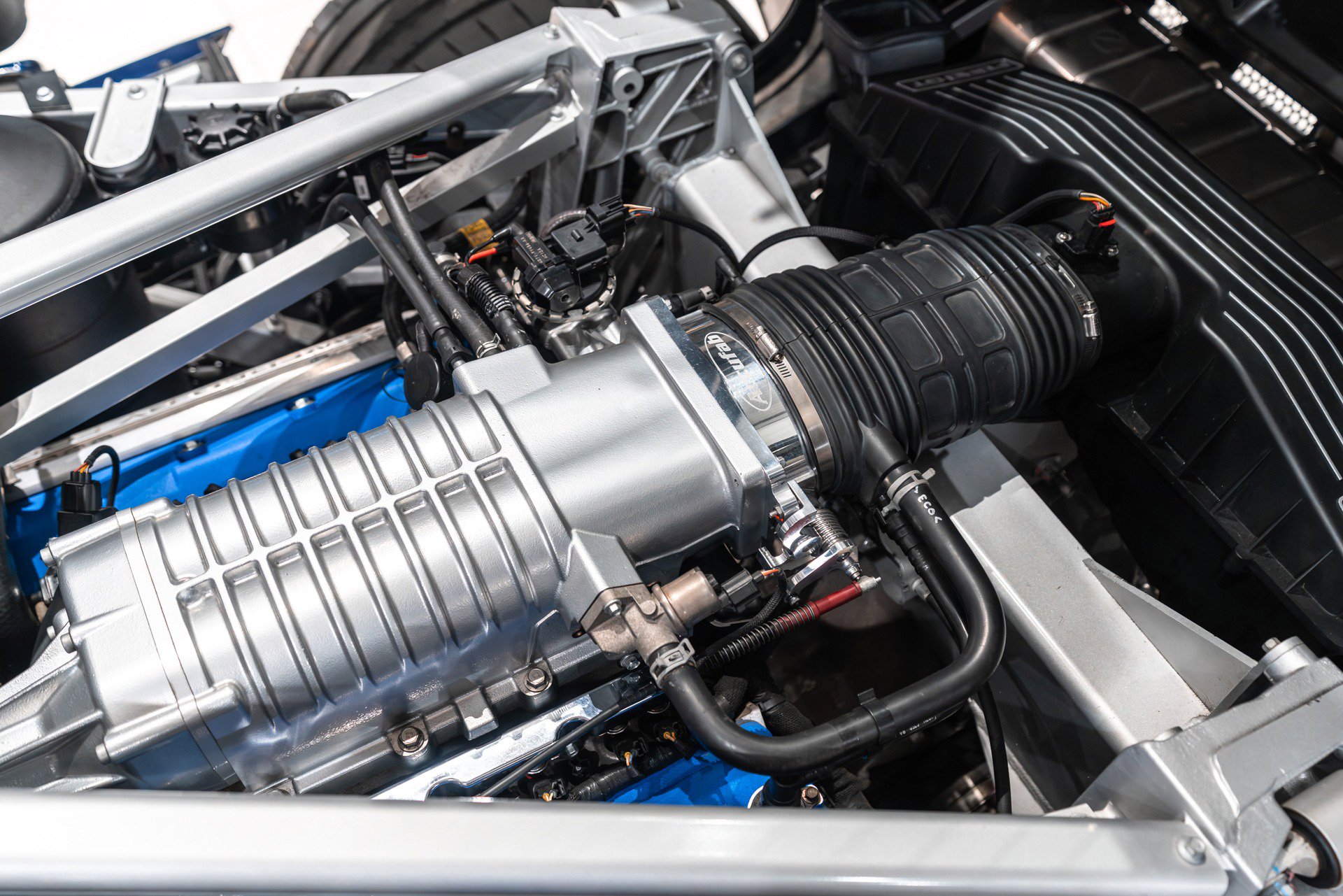 Used 2005 Ford GT image 60