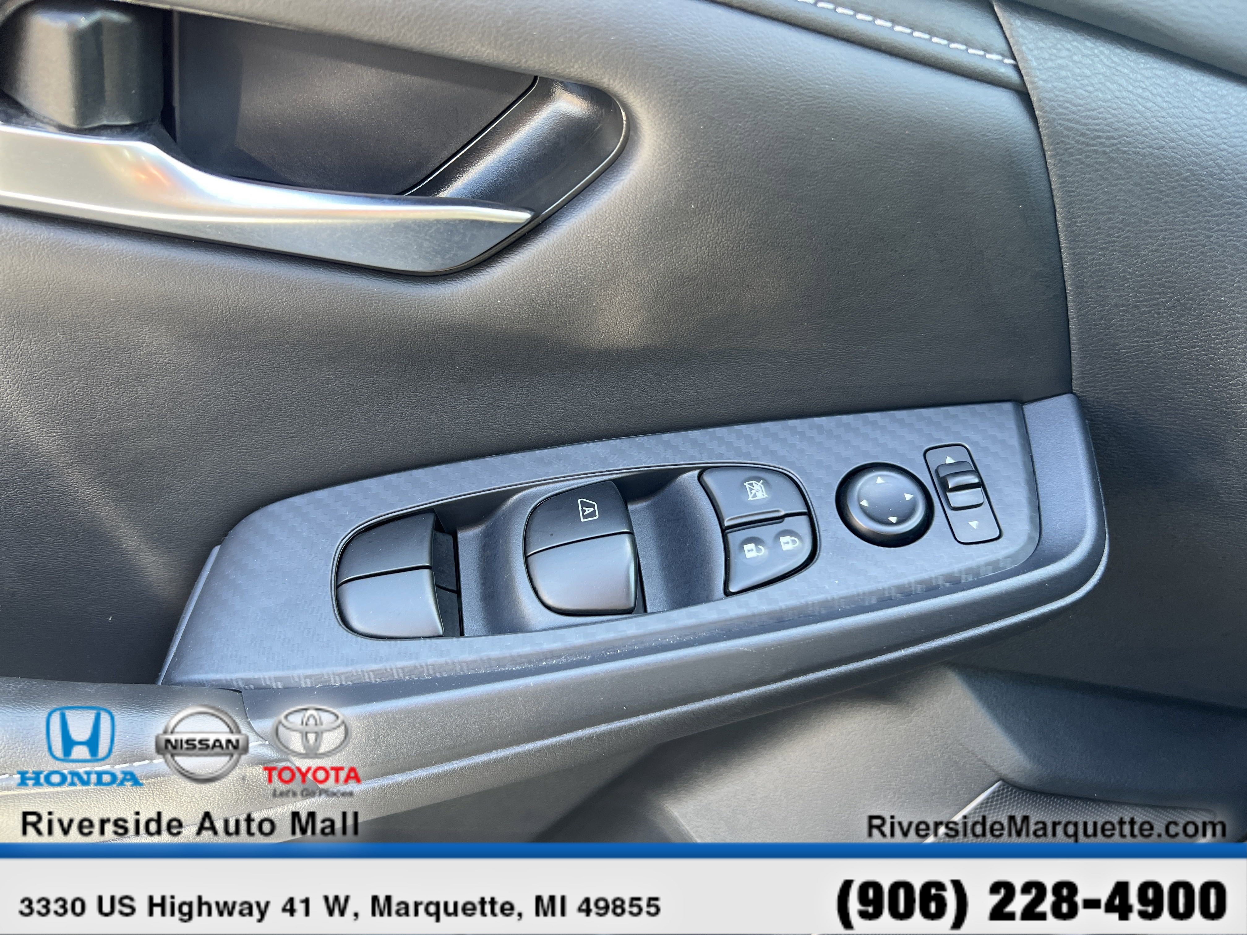 Used 2024 Nissan Sentra SV image 23