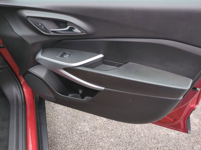 Used 2024 Chevrolet Trax RS w/ Driver Confidence Package image 32