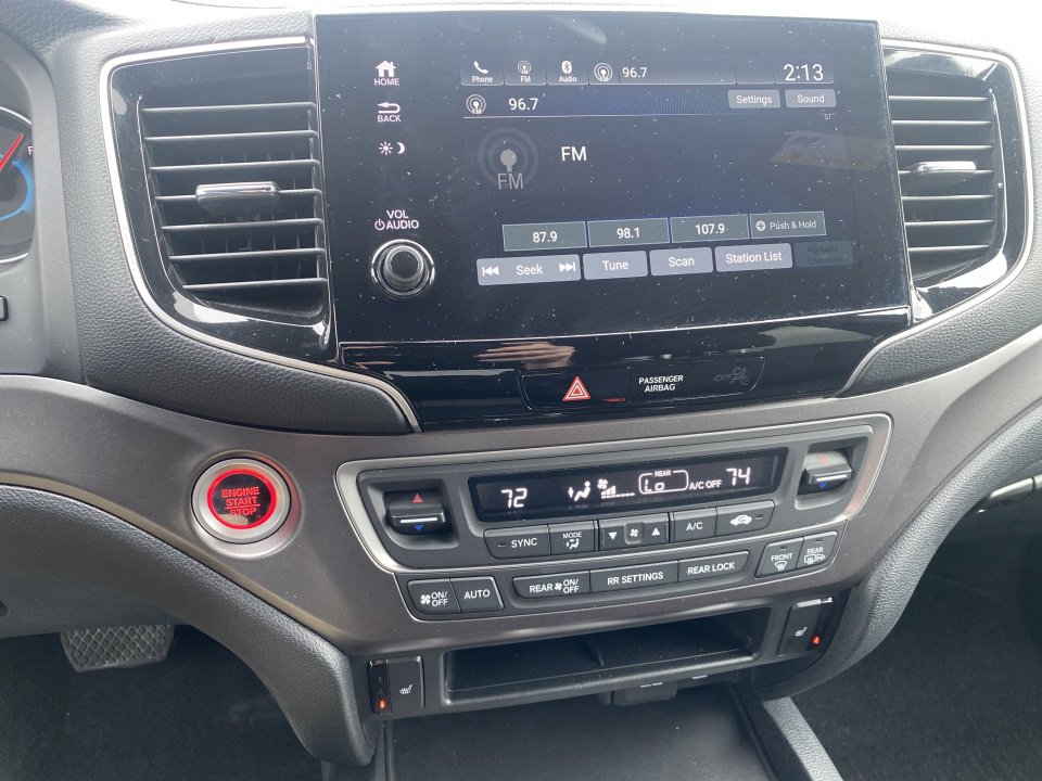 Used 2022 Honda Pilot Sport image 20