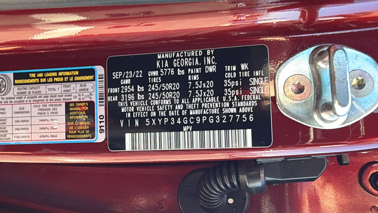 Used 2023 Kia Telluride EX w/ EX Captain's Chair Package image 21