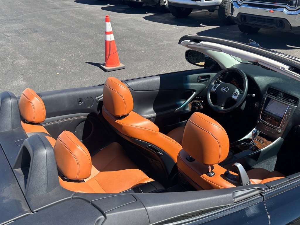 Used 2014 Lexus IS 250C w/ Luxury Package RWD image 58