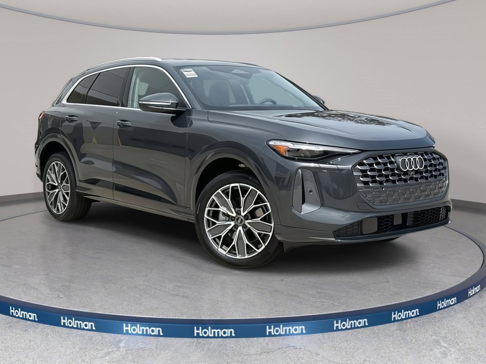 Certified 2025 Audi Q5 2.0T Premium Plus w/ Premium Plus image 2