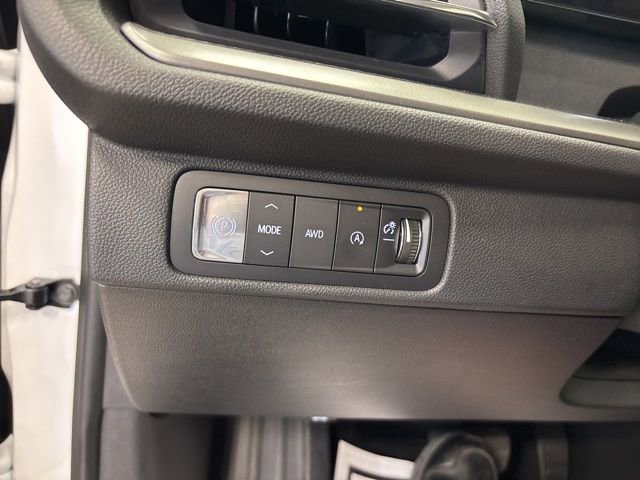 Used 2026 Chevrolet Traverse LT w/ Sun and Wheel Package AWD/4WD image 34