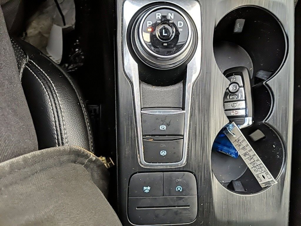 Used 2022 Ford Escape SEL image 22