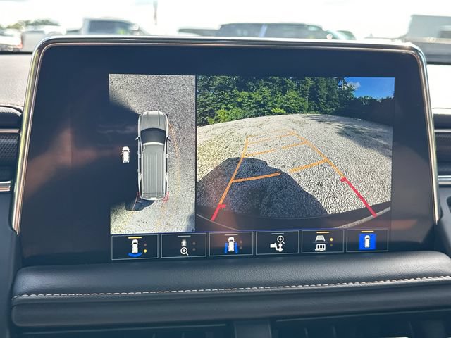 Certified 2024 GMC Yukon AT4 w/ AT4 Premium Package AWD/4WD image 35