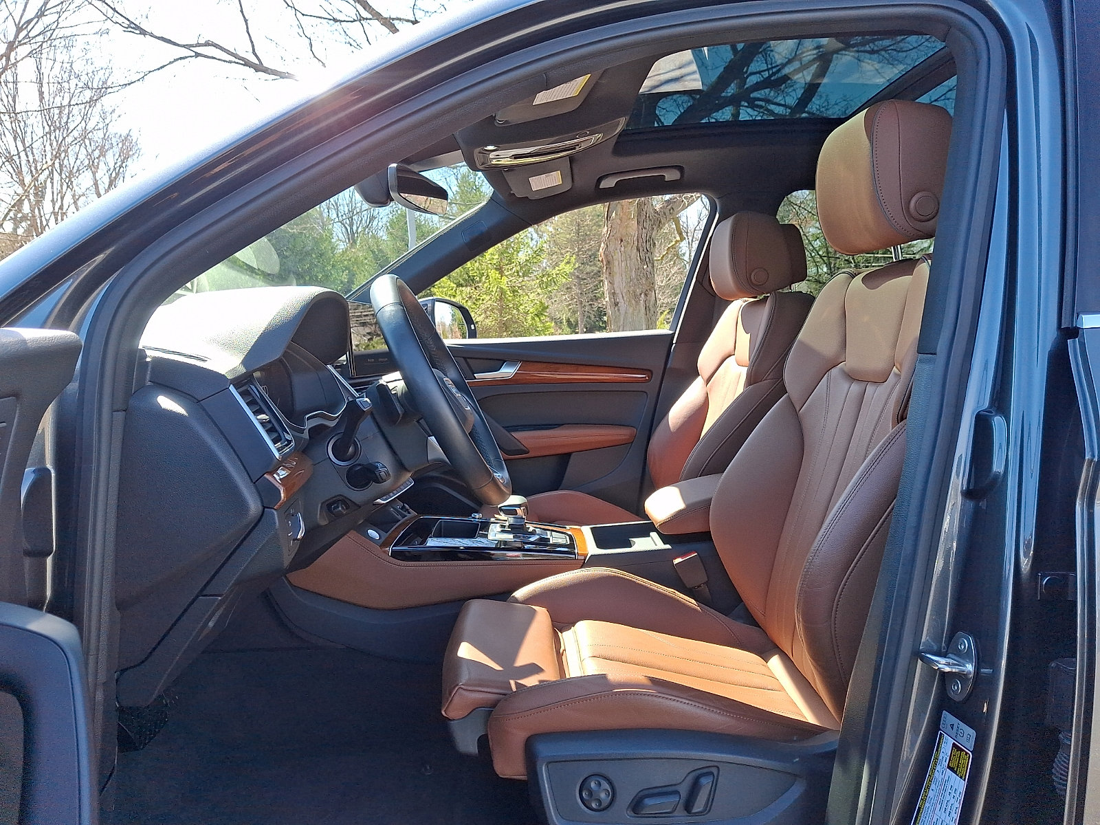 Used 2024 Audi Q5 e Premium Plus image 14