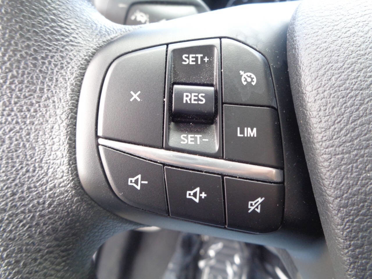 Used 2024 Ford Transit 350 XLT RWD image 21