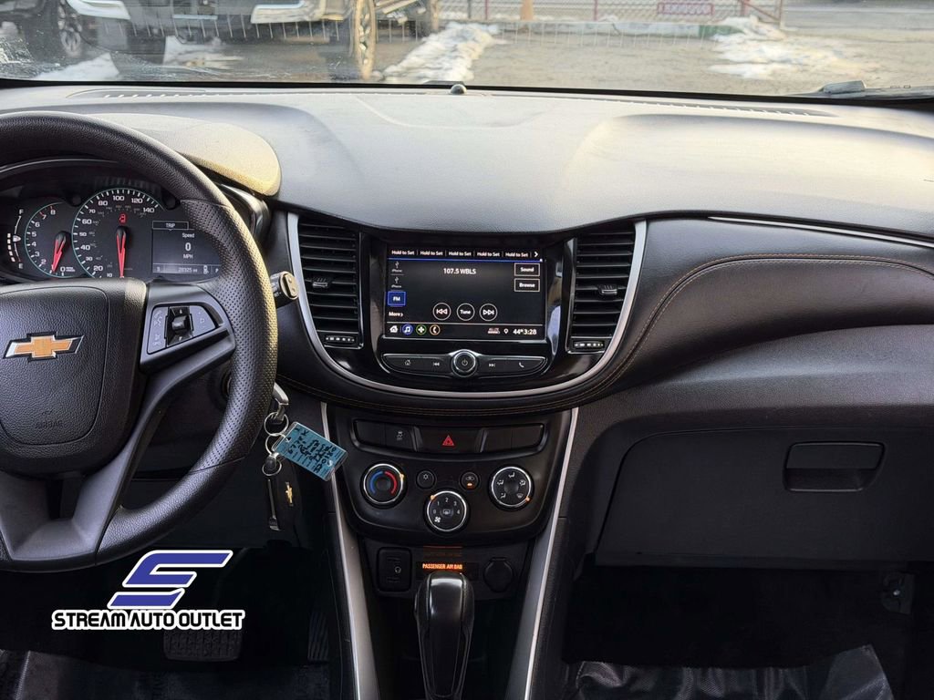 Used 2021 Chevrolet Trax LS w/ Tint and Cruise Package image 19