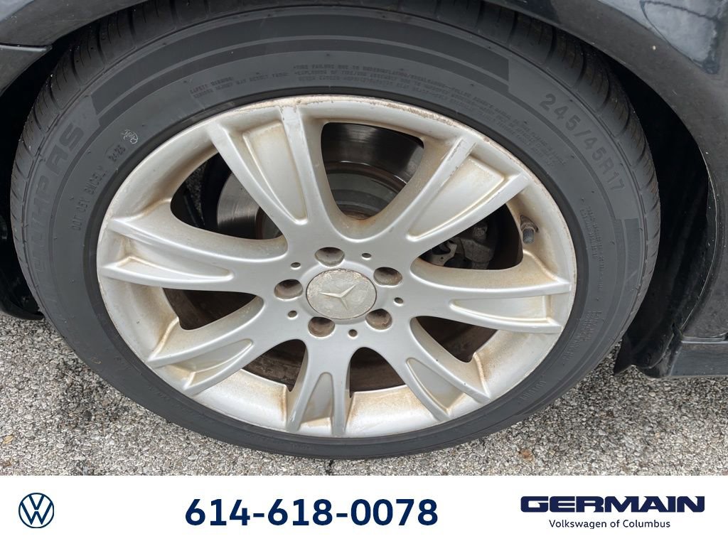 Used 2009 Mercedes-Benz E 350 4MATIC Sedan image 13