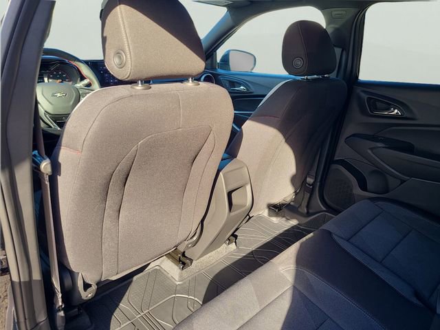 New 2026 Chevrolet Trax RS FWD image 11