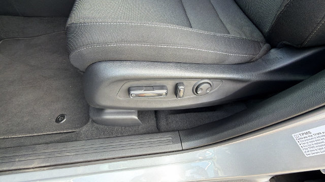 Used 2026 Honda CR-V EX image 21